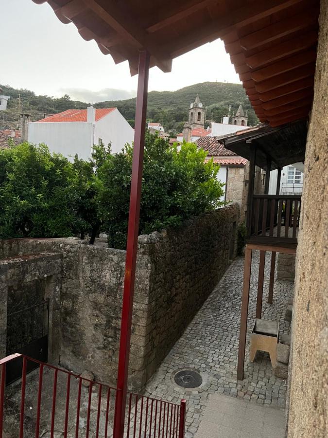 Casa Da Vila - Apartamento Duplex Alpedrinha Dış mekan fotoğraf